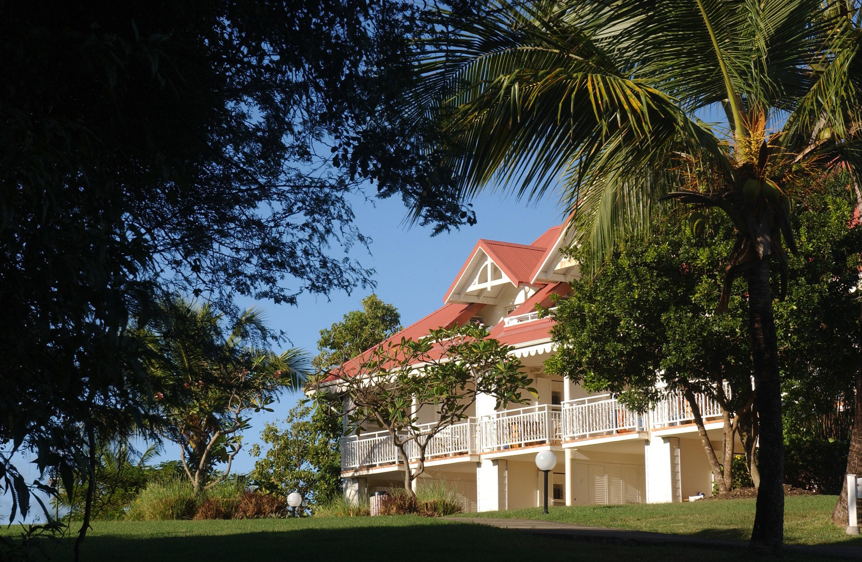 Residence Pierre & Vacances Premium Les Tamarins Сент-Анн Экстерьер фото
