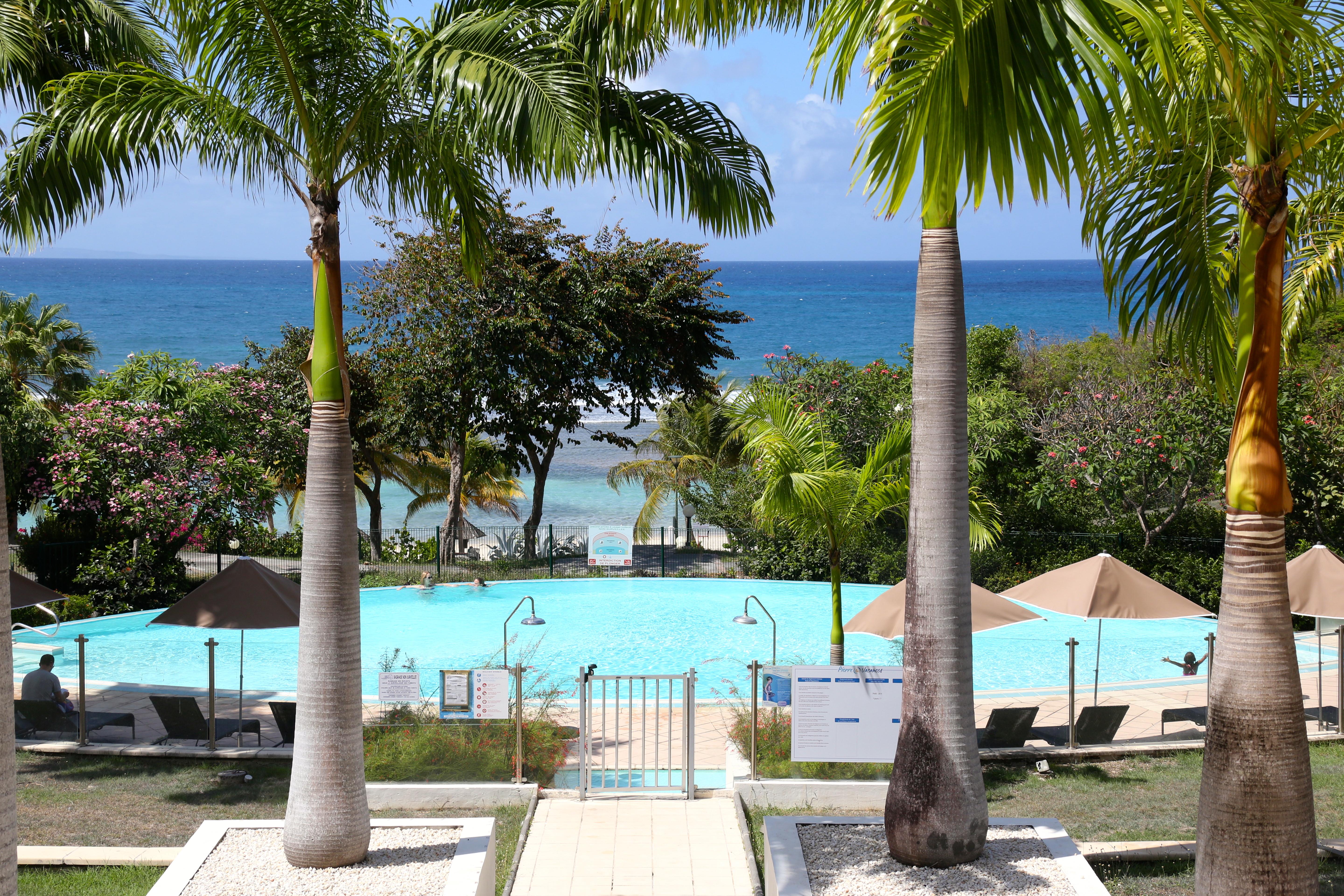 Residence Pierre & Vacances Premium Les Tamarins Сент-Анн Экстерьер фото