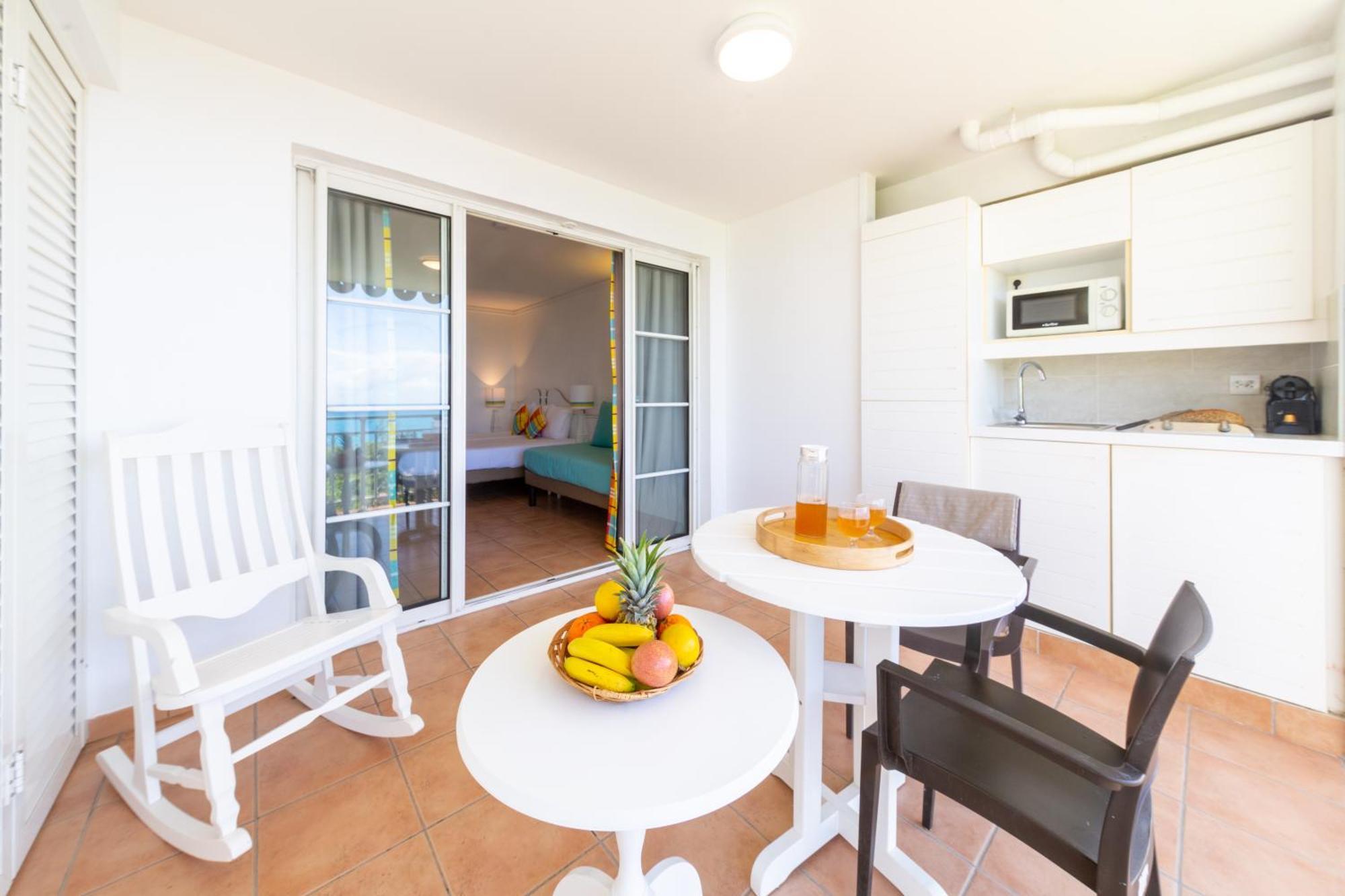 Residence Pierre & Vacances Premium Les Tamarins Сент-Анн Экстерьер фото