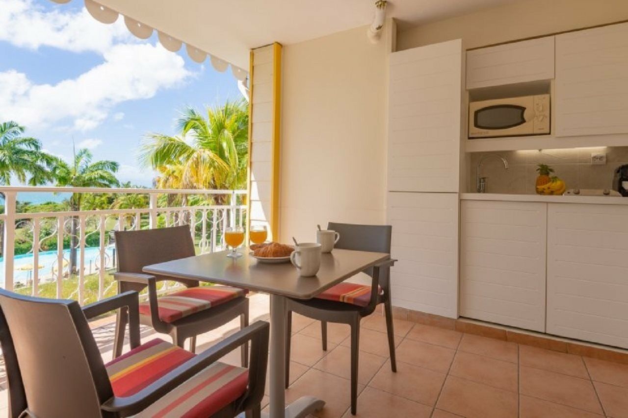 Residence Pierre & Vacances Premium Les Tamarins Сент-Анн Экстерьер фото